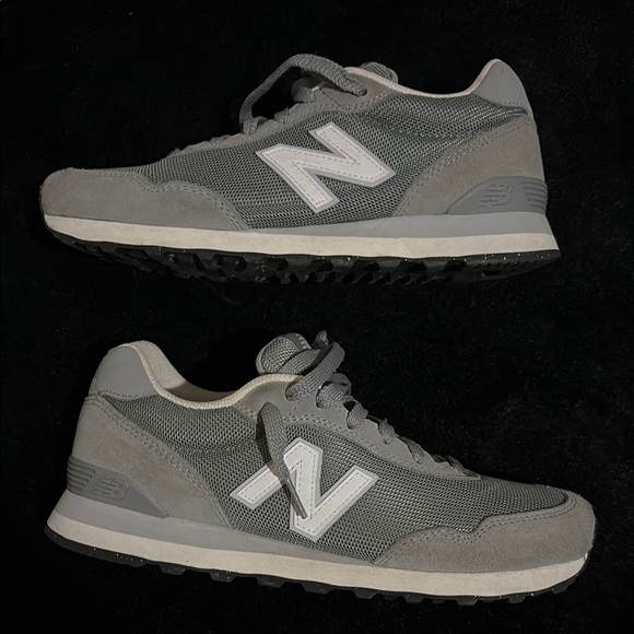 New Balance Men's Gray Sneakers - Picture 3 of 6